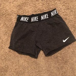 Nike Girls Size Large Shorts